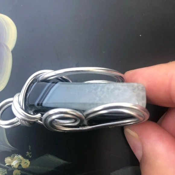 Silver Tone Wire Wrapped Pendant - Picture 12 of 15